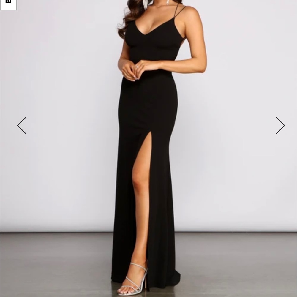 Windsor Long Black Dress w/Slit **NWT**